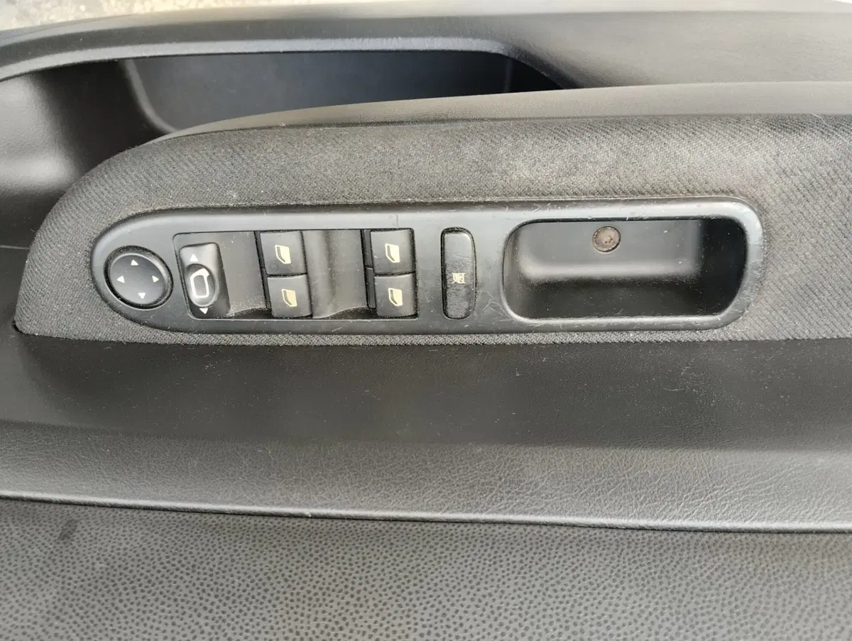 Peugeot 307 usata a Asti (7)