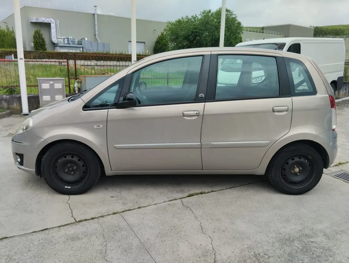 Lancia Musa usata a Asti (6)
