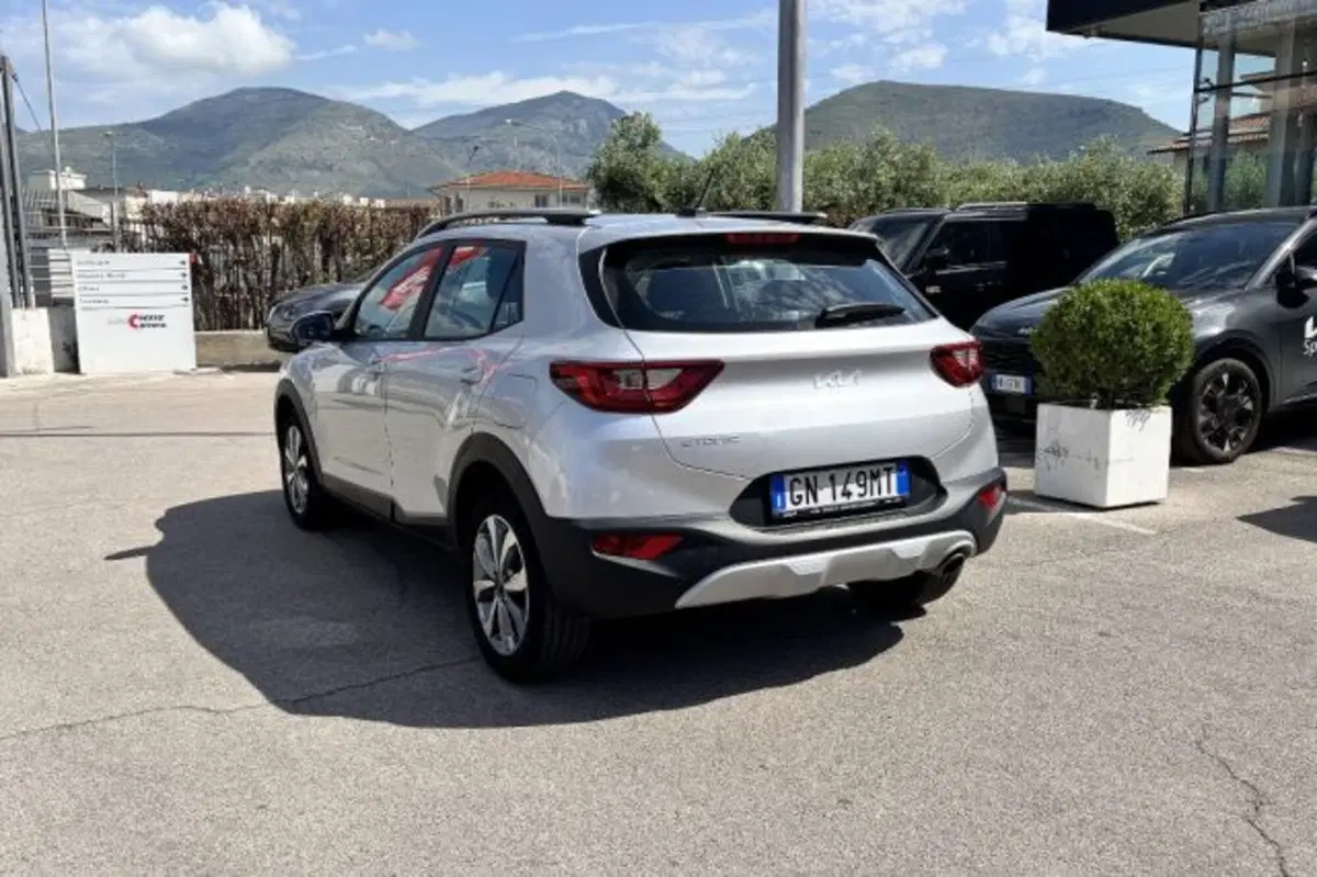 Kia Stonic usata a Latina (5)