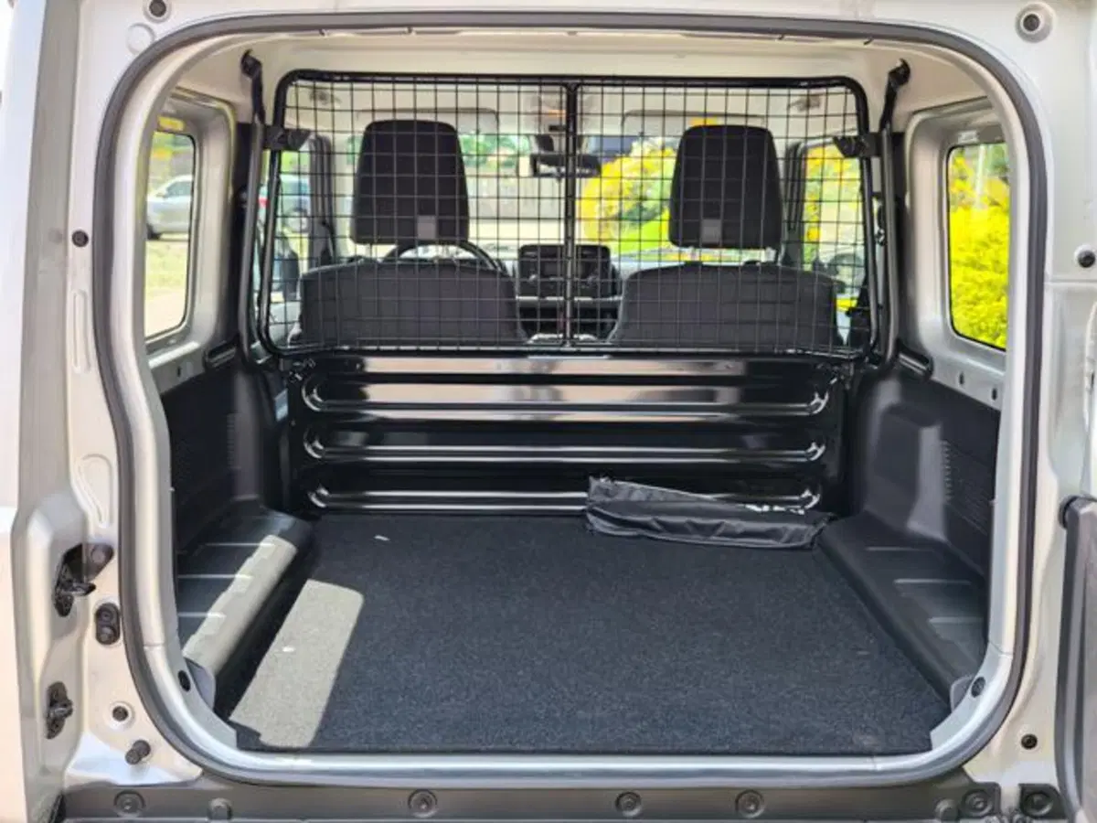 Suzuki Jimny usata a Varese (14)