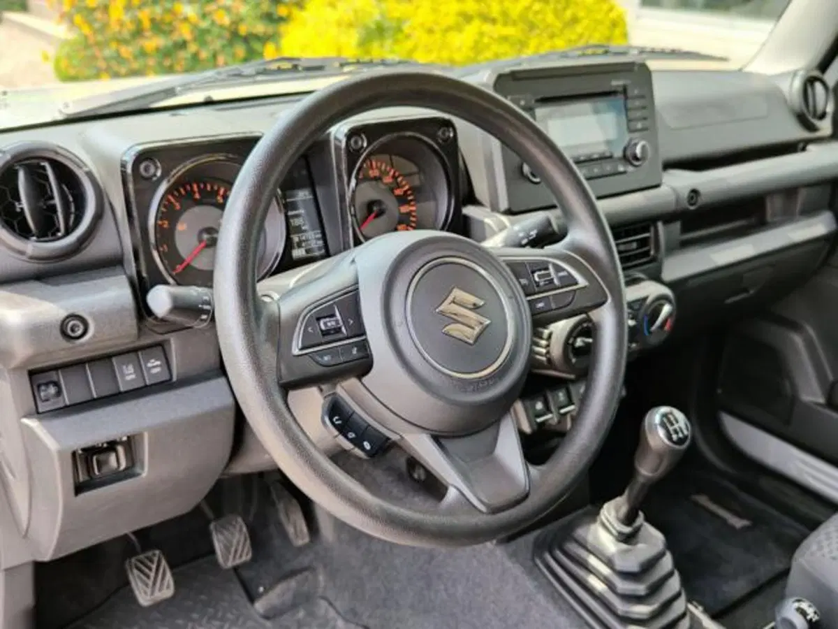 Suzuki Jimny usata a Varese (9)