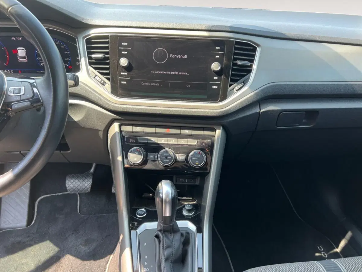 Volkswagen T-Roc usata a Verona (9)