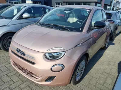 Fiat 500 1.0 Hybrid Pop nuova a Alessandria