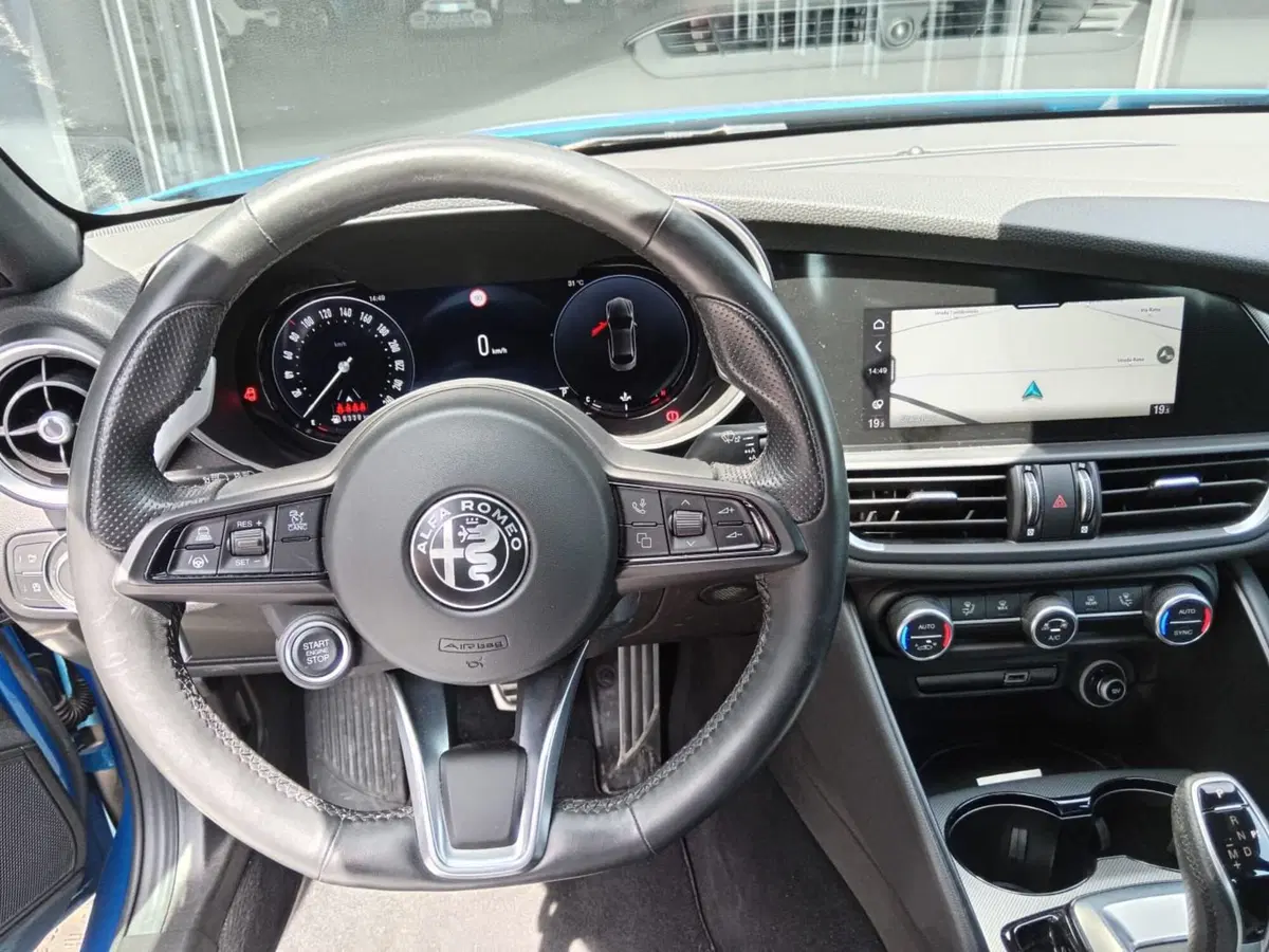 Alfa Romeo Giulia usata a Alessandria (15)