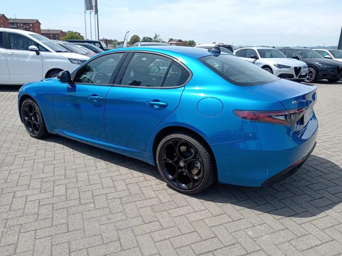 Alfa Romeo Giulia usata a Alessandria (7)