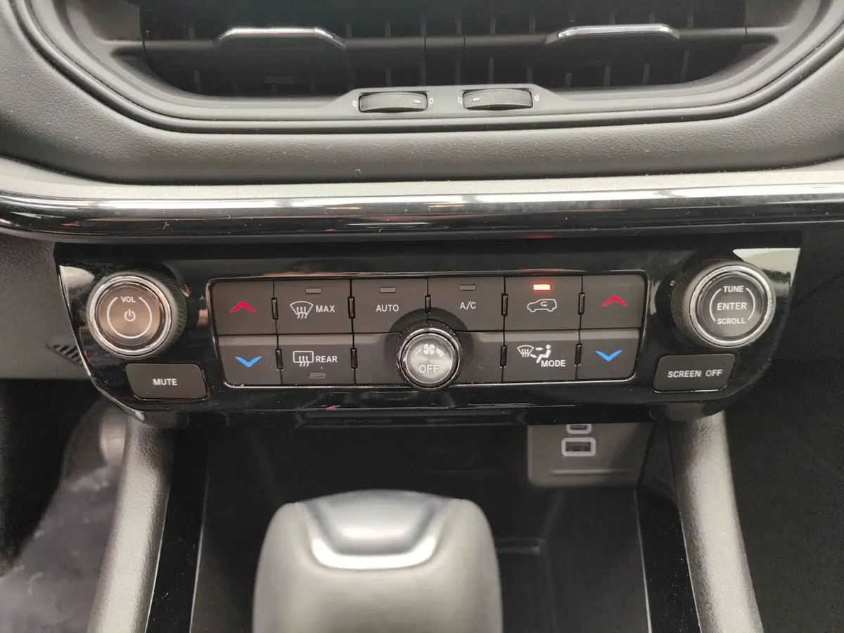 Jeep Compass usata a Como (16)