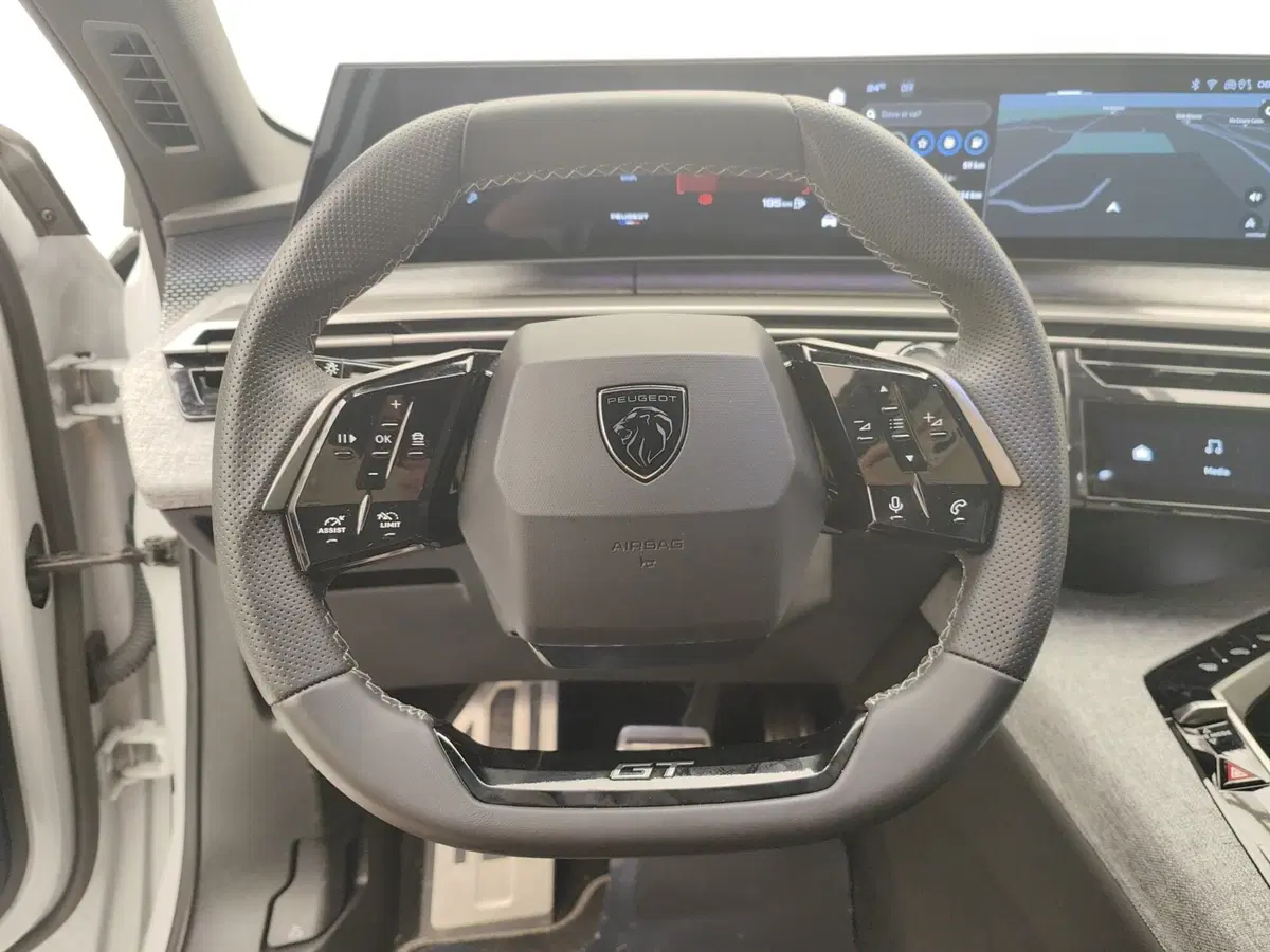 Peugeot 3008 usata a Como (18)