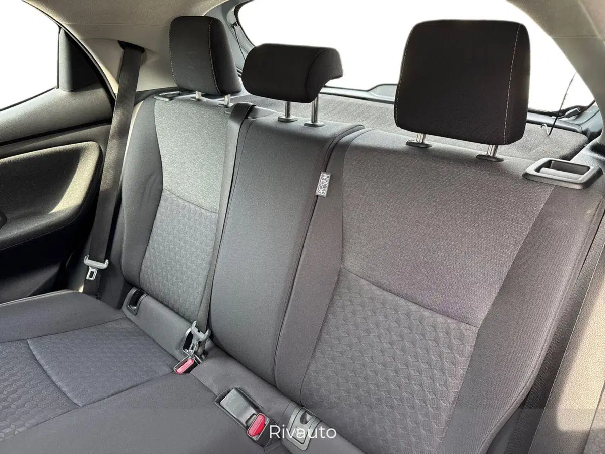 Toyota Yaris usata a Como (11)
