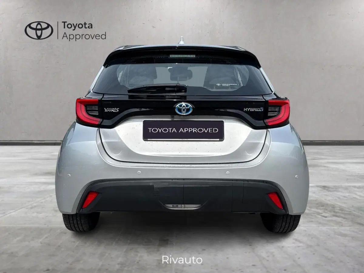 Toyota Yaris usata a Como (12)