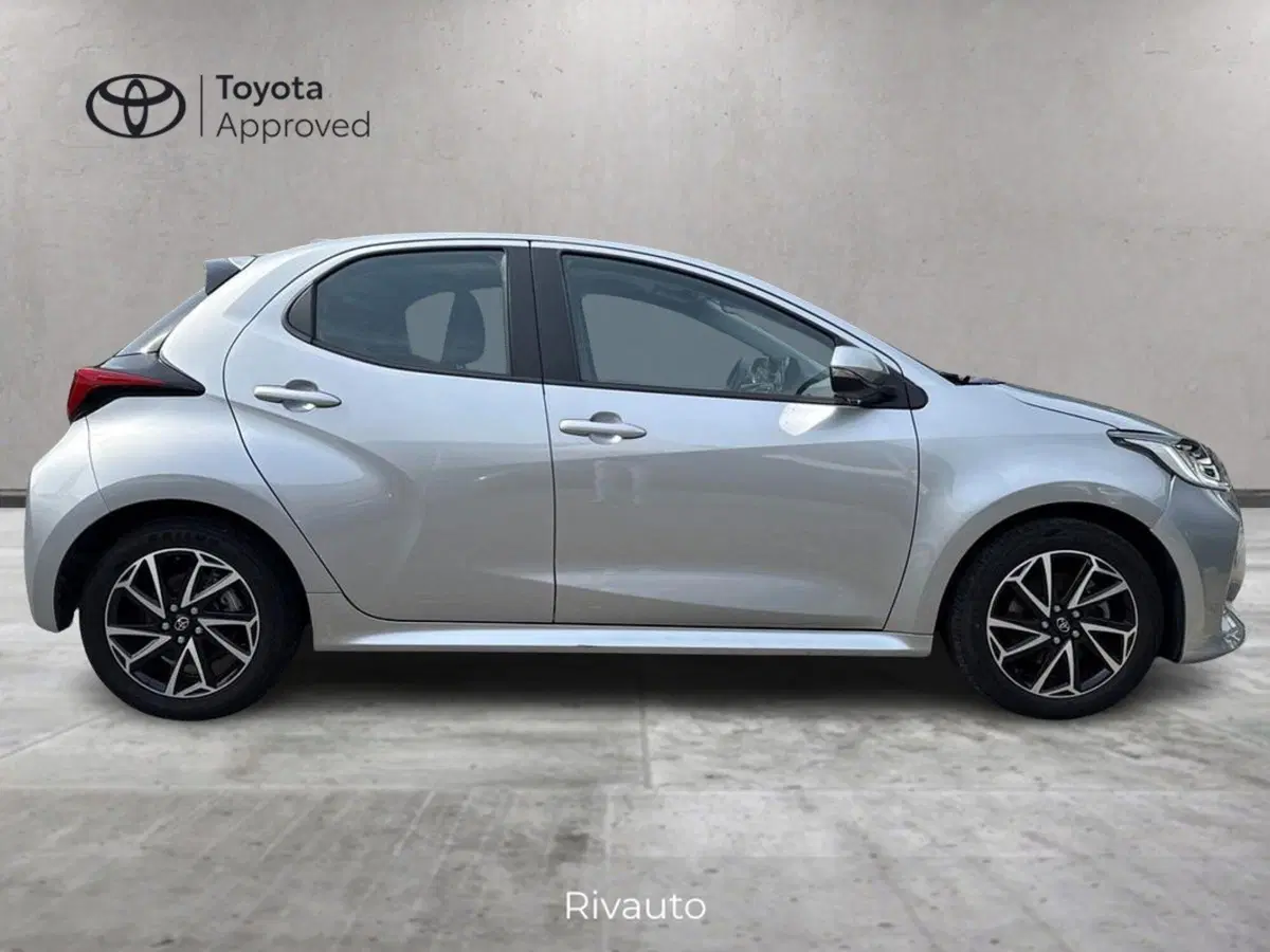 Toyota Yaris usata a Como (4)