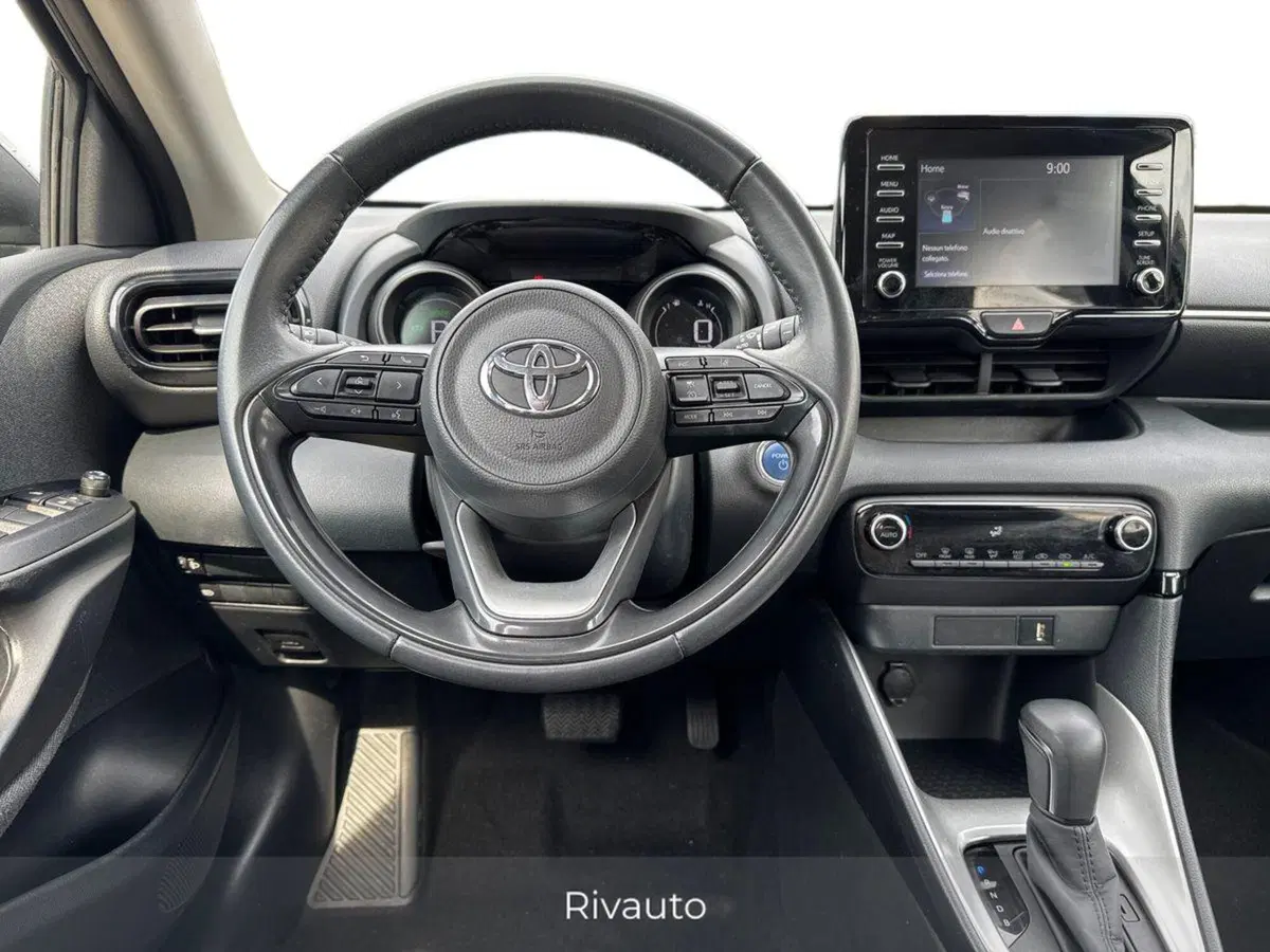 Toyota Yaris usata a Como (8)