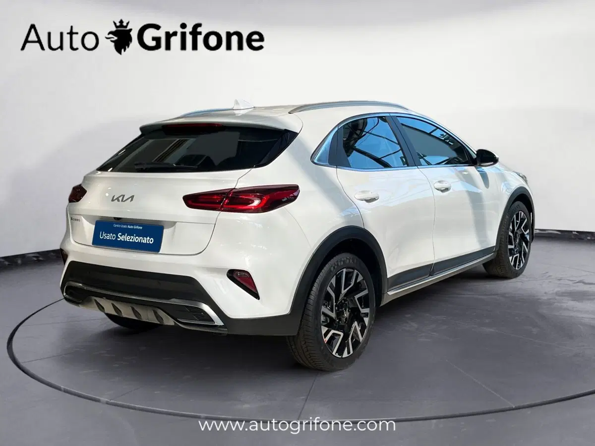 Kia XCeed nuova a Modena (5)
