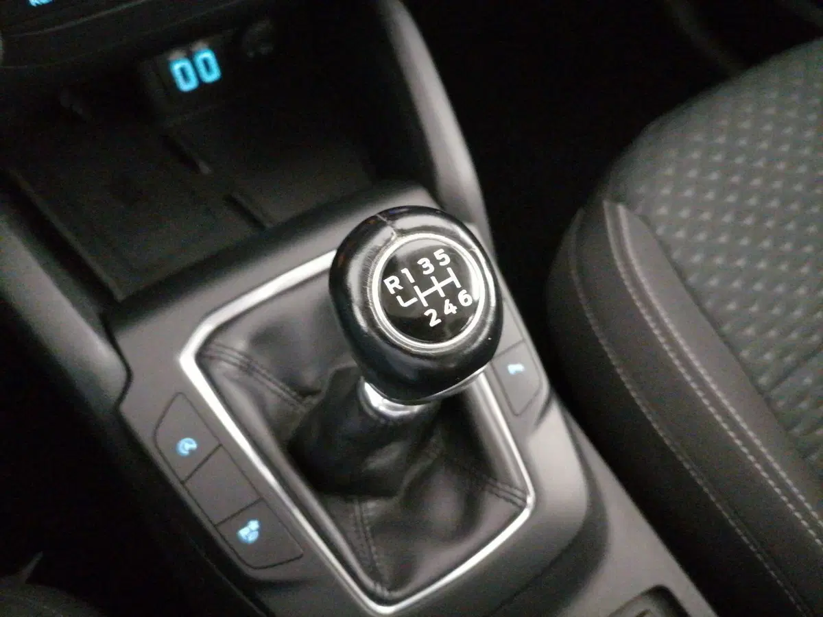 Ford Kuga usata a Roma (12)