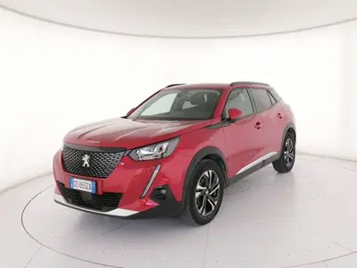 Peugeot 2008 1.2 puretech Allure s&amp;s 130cv eat8 del 2020 usata a Roma
