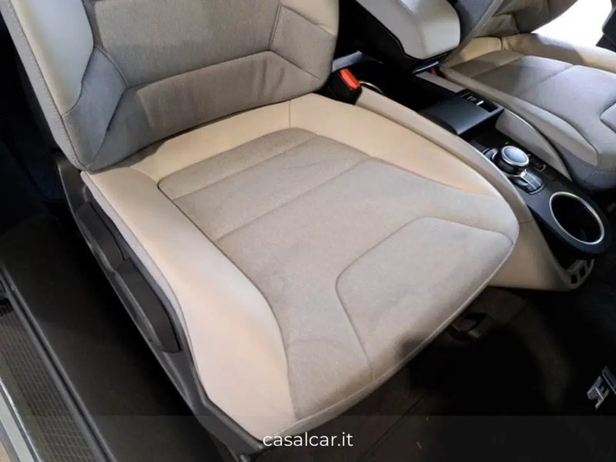 BMW i3 usata a Salerno (12)