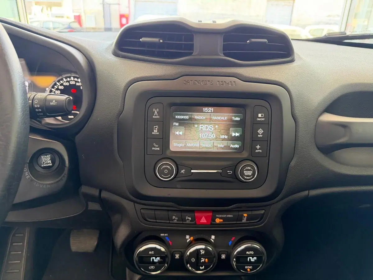 Jeep Renegade usata a Napoli (14)