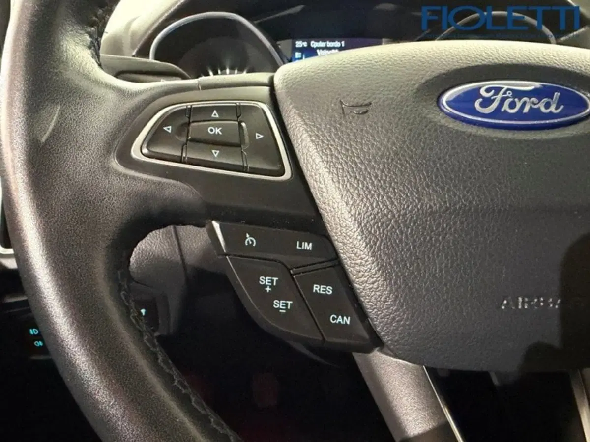 Ford Focus Station Wagon usata a Brescia (8)
