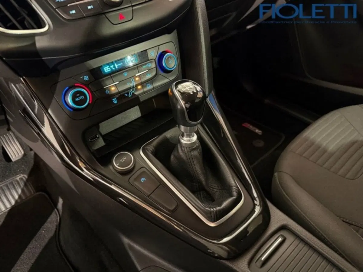 Ford Focus Station Wagon usata a Brescia (9)