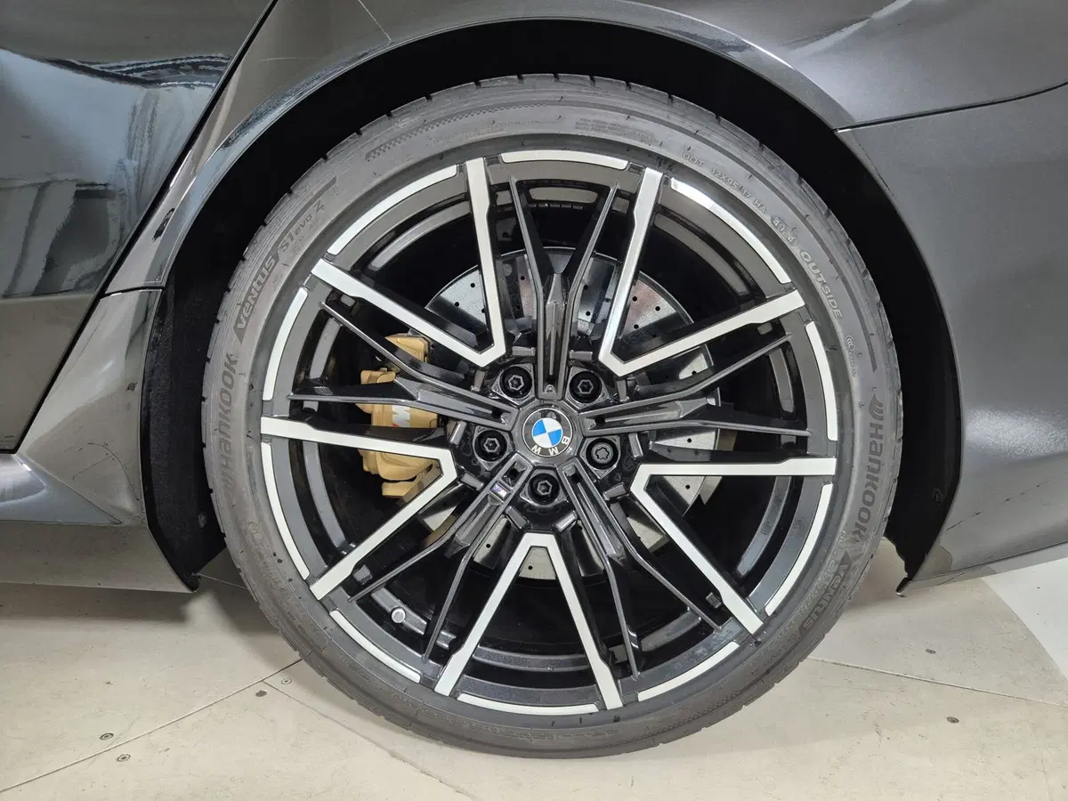 BMW Serie 5 Touring usata a Asti (13)