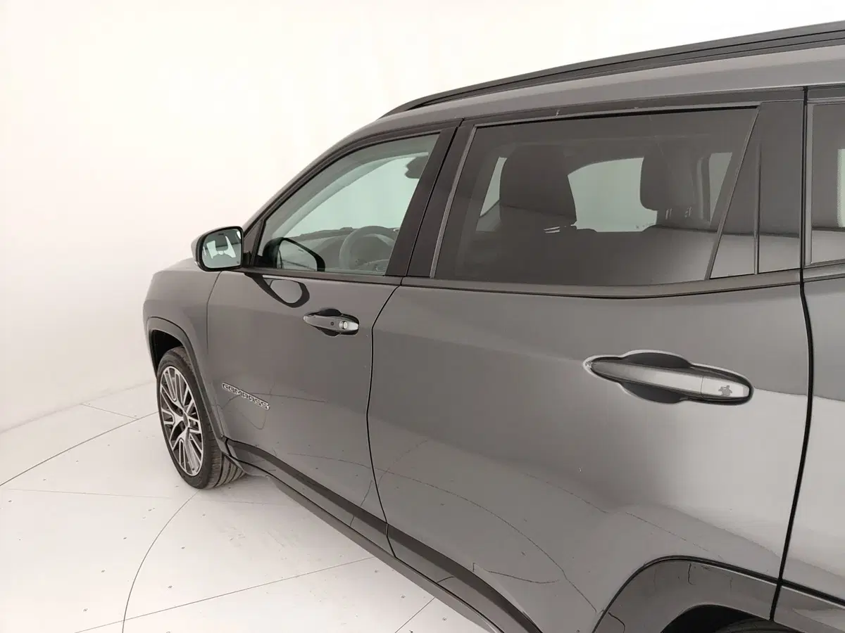 Jeep Compass usata a Caserta (12)