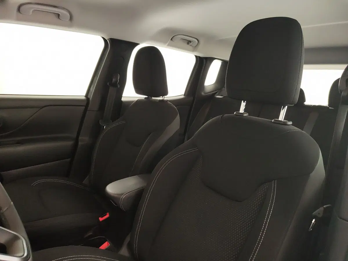 Jeep Renegade usata a Caserta (17)