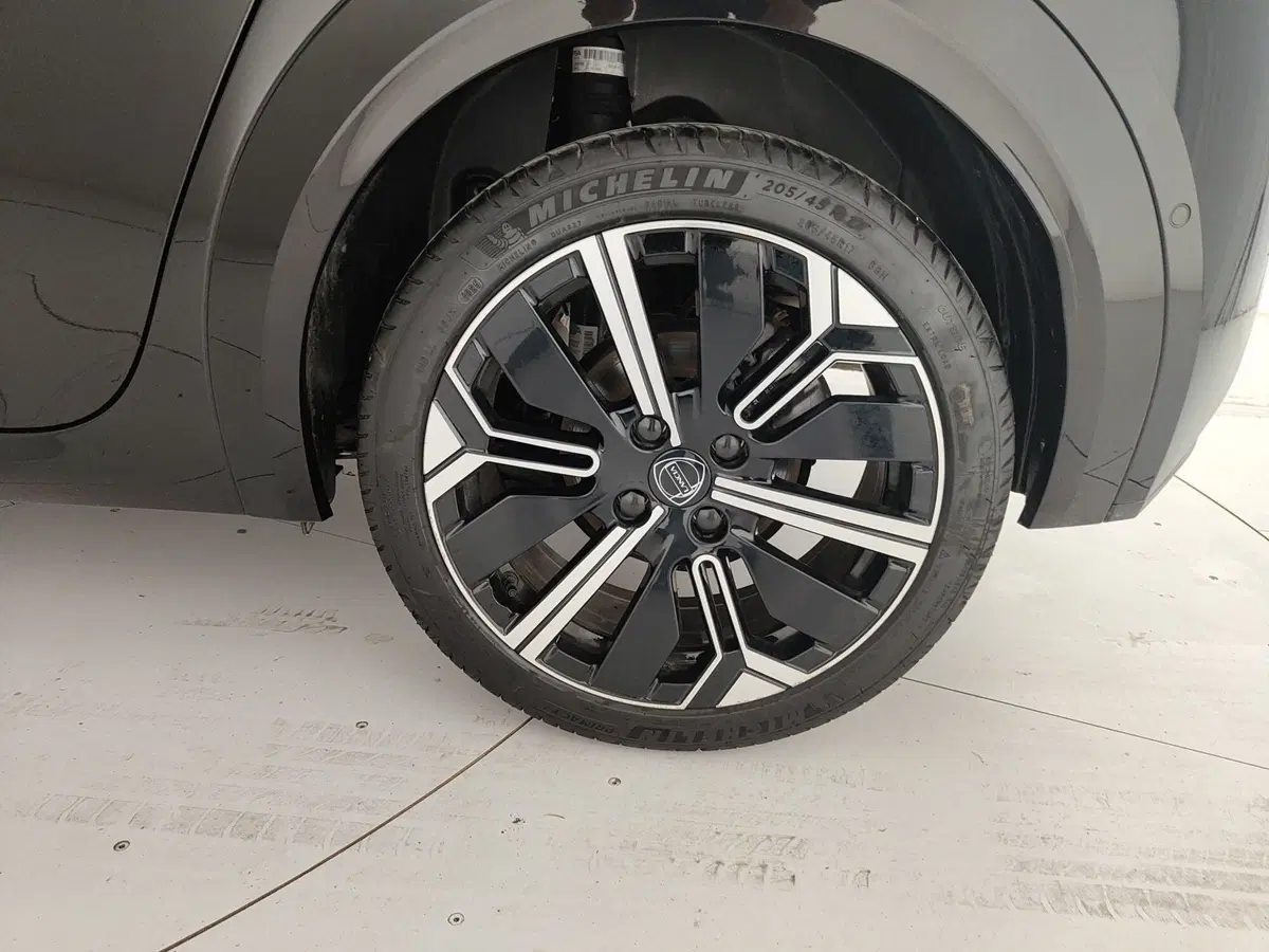 Lancia Ypsilon usata a Caserta (11)