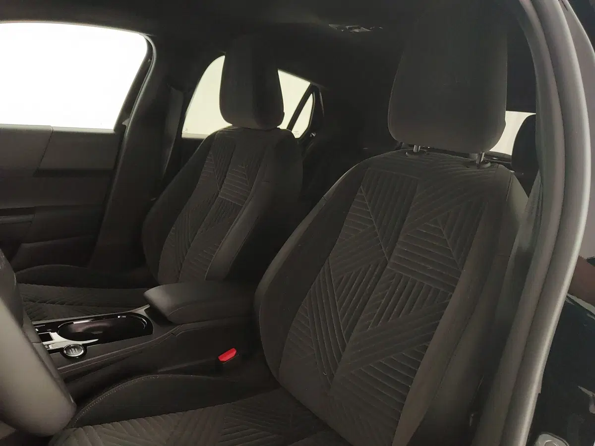 Lancia Ypsilon usata a Caserta (18)