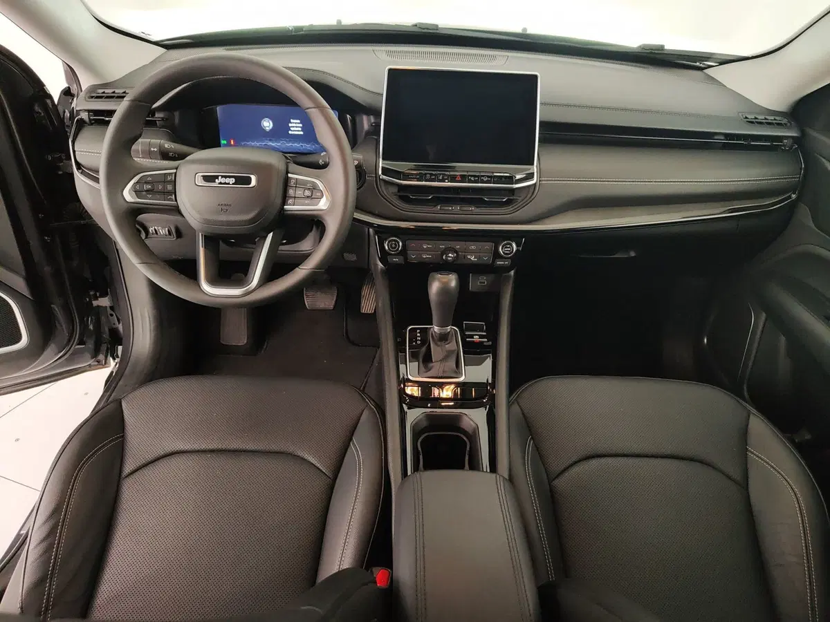 Jeep Compass usata a Caserta (15)
