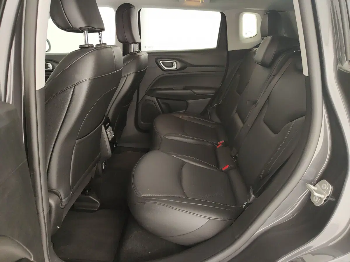 Jeep Compass usata a Caserta (18)