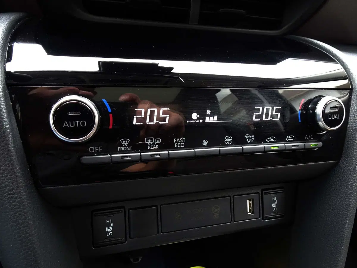 Toyota Yaris Cross usata a Belluno (20)