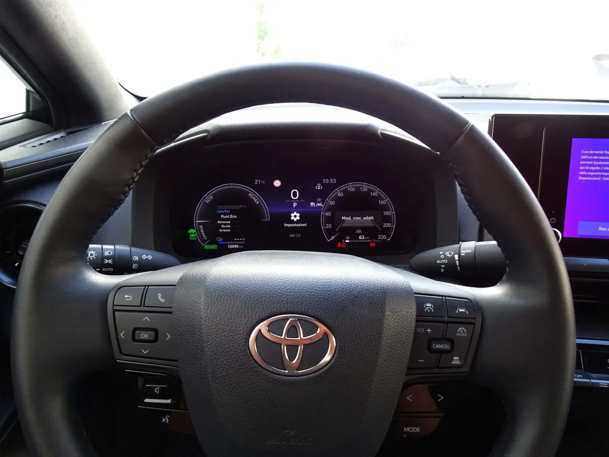 Toyota Toyota C-HR usata a Venezia (11)