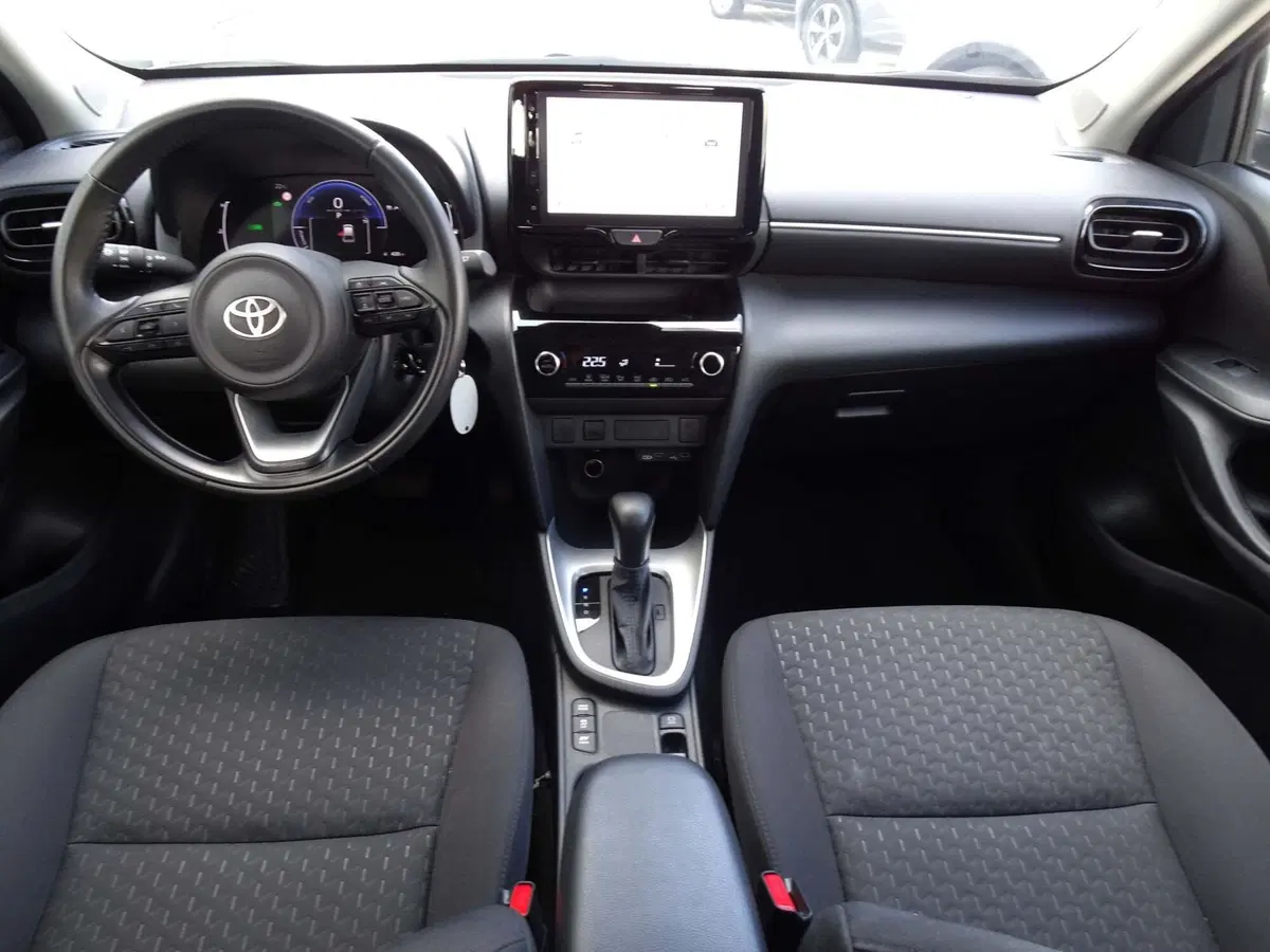 Toyota Yaris Cross usata a Venezia (10)