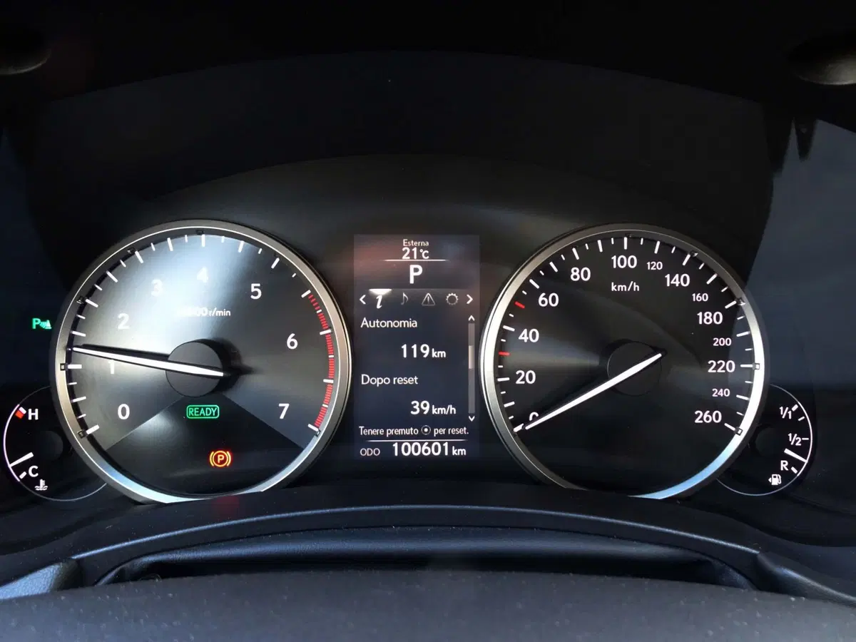 Lexus NX usata a Venezia (14)