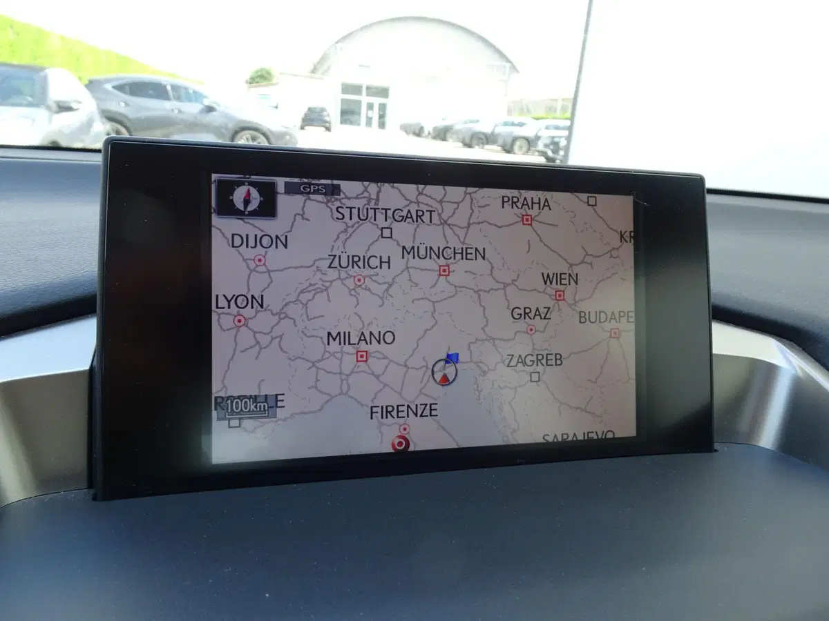 Lexus NX usata a Venezia (16)