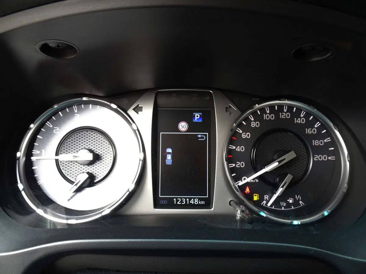 Toyota Hilux usata a Belluno (13)