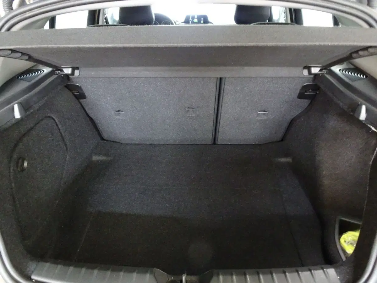 BMW Serie 1 5p. usata a Venezia (13)