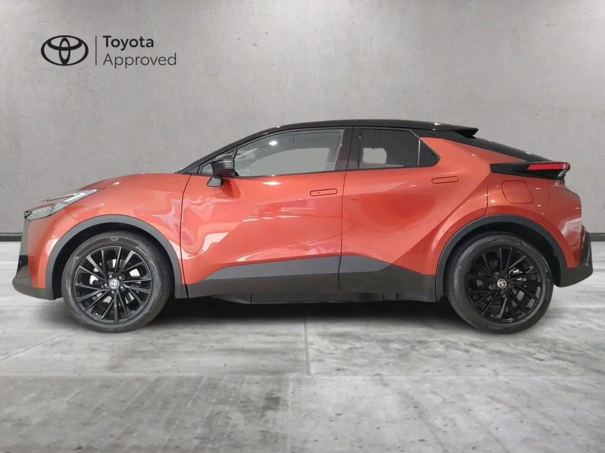 Toyota Toyota C-HR usata a Catania (3)