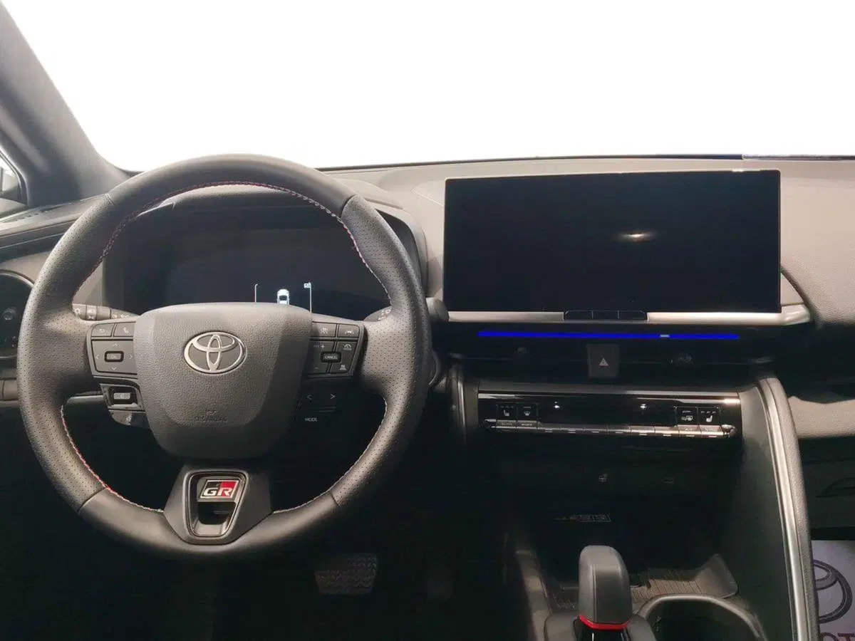Toyota Toyota C-HR usata a Catania (8)