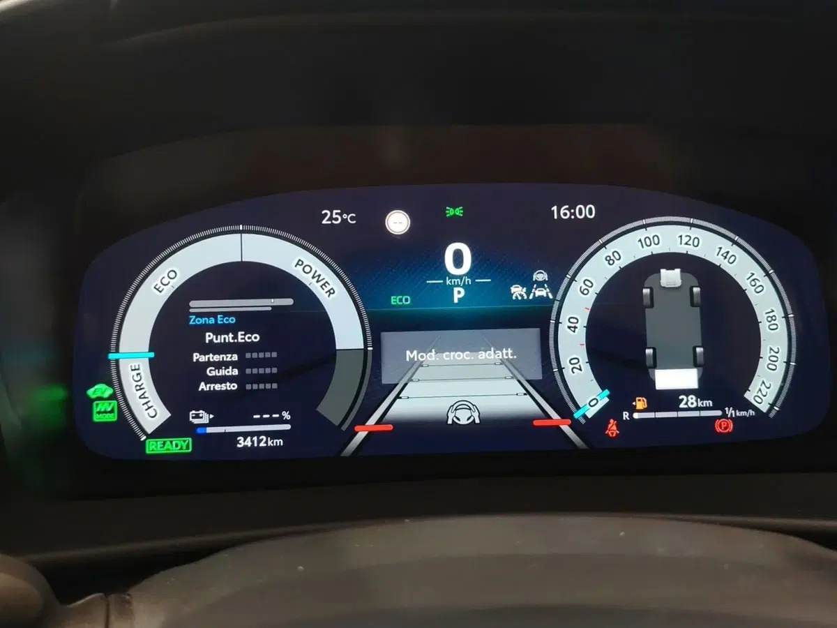 Toyota Toyota C-HR usata a Catania (9)