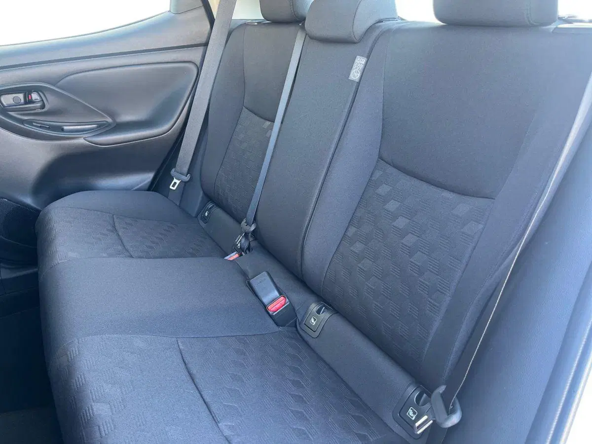 Toyota Yaris nuova a Ragusa (11)
