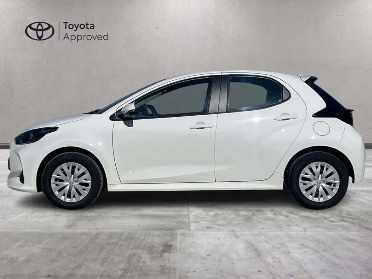 Toyota Yaris nuova a Ragusa (3)