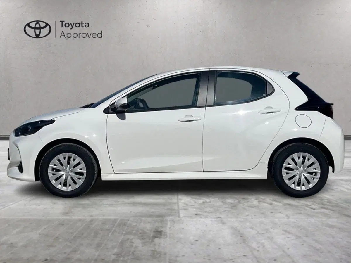Toyota Yaris nuova a Ragusa (3)