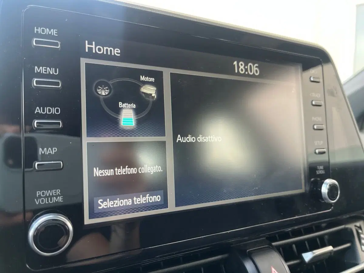 Toyota Toyota C-HR usata a Ragusa (10)