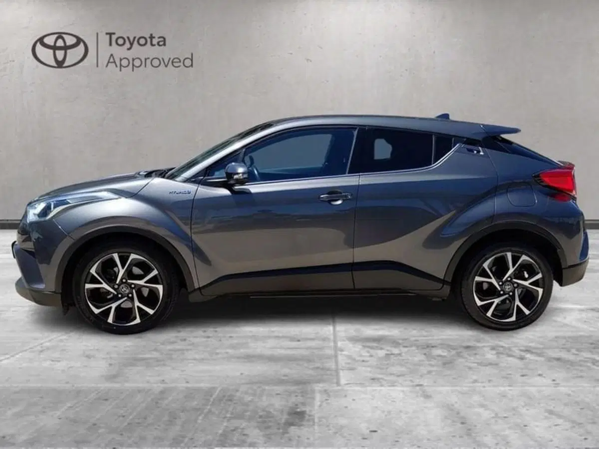Toyota Toyota C-HR usata a Cagliari (4)