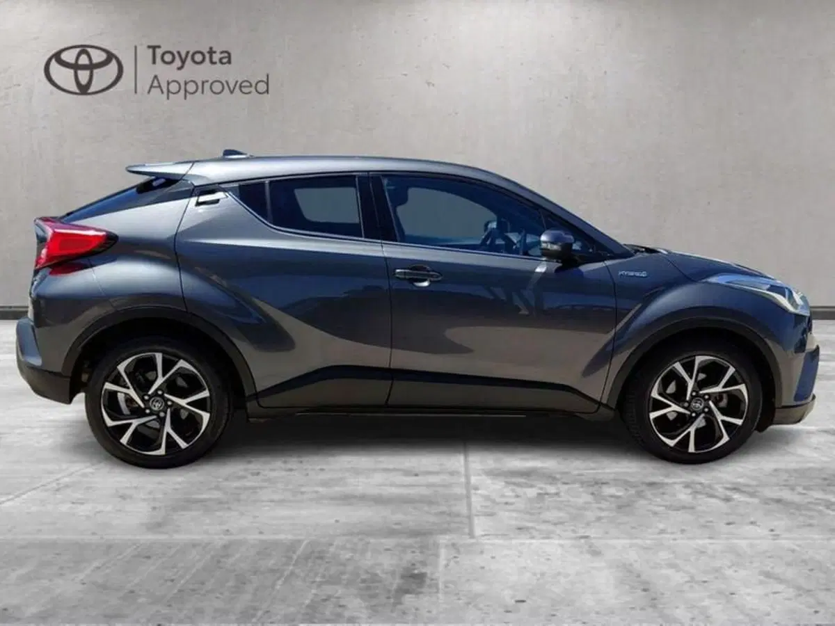 Toyota Toyota C-HR usata a Cagliari (5)