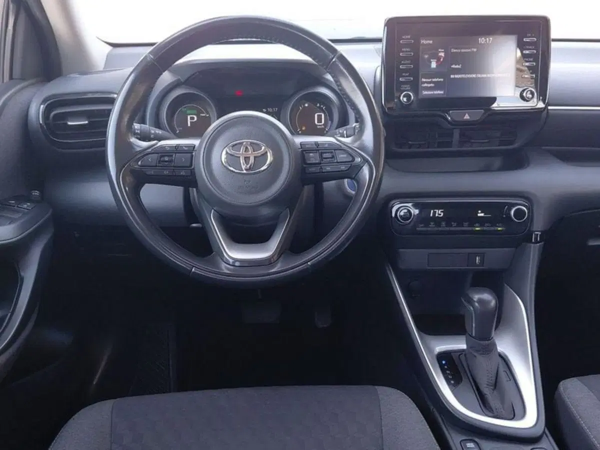 Toyota Yaris usata a Cagliari (9)
