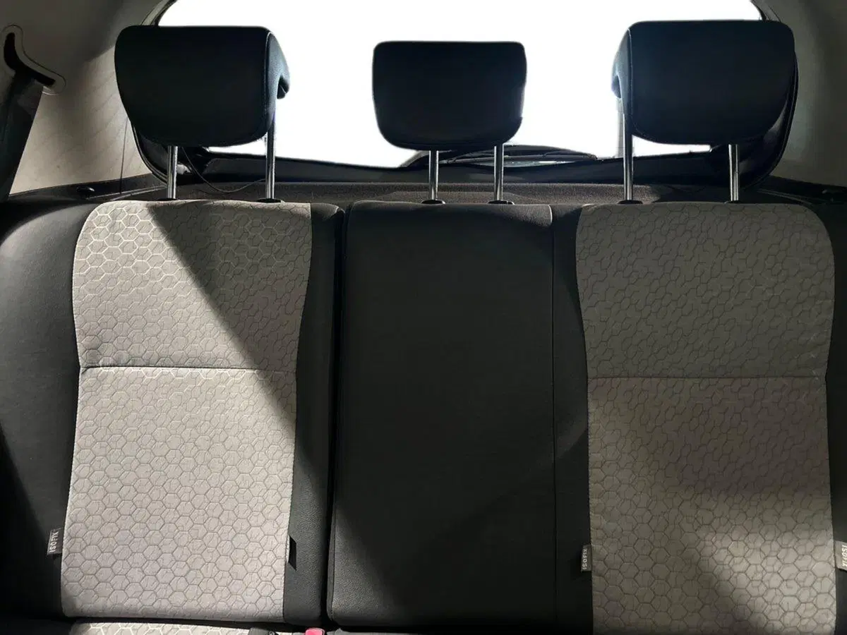 Toyota Yaris usata a Milano (12)