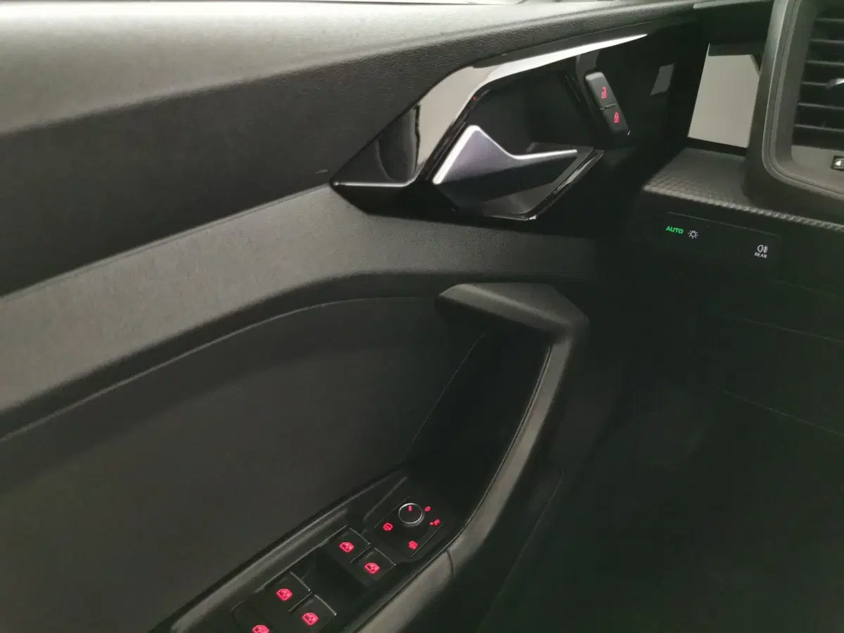 Audi A1 allstreet usata a Chieti (17)