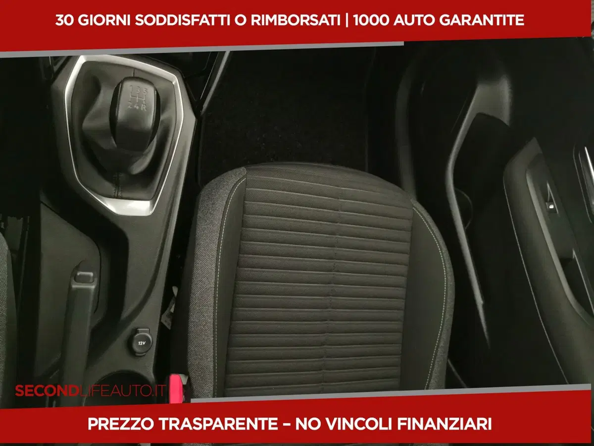 Peugeot 208 usata a Roma (18)