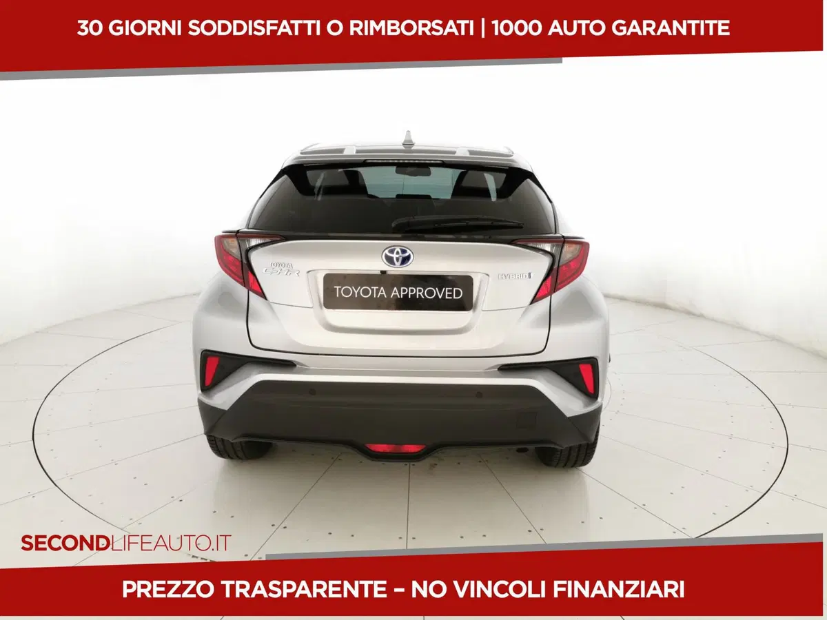 Toyota Toyota C-HR usata a Roma (12)